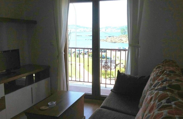 Homerez - Modern Apartment in Riveira 80m² + Sea View