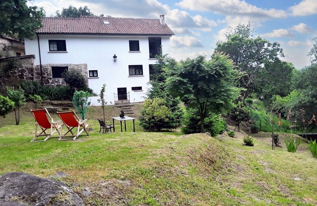 Homerez - Spacious house in Pontevedra, garden