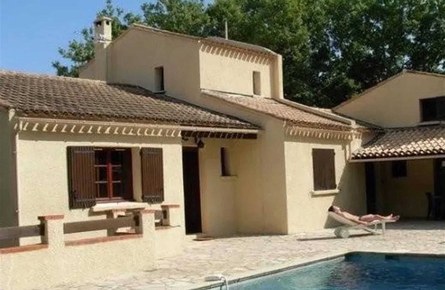 Homerez - Villa in Martignargues with Pool