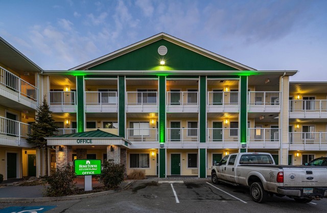 HomeTowne Studios by Red Roof Spokane - Valley