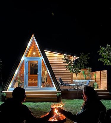 Honey Glamping Resort with jacuzzi