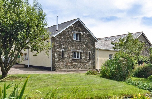 Honeysuckle Cottage, Bratton Fleming