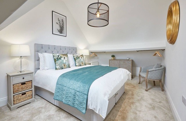 Host & Stay | Dunsley Chapel