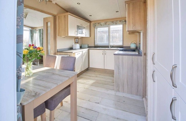 Host & Stay | Fern Lodge