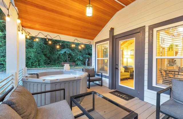Hot Tub! Riverfront Cabin 6 min to GVL - Sleeps 4