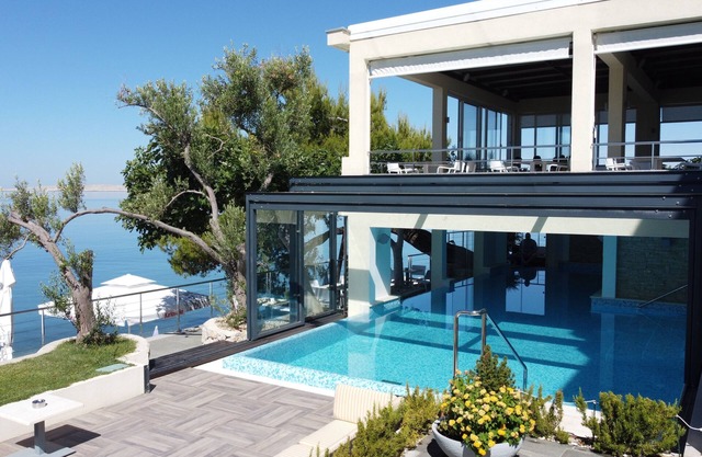 Hotel and Apartments Vila 4m