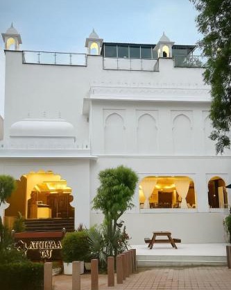 Hotel Atulyaa Taj