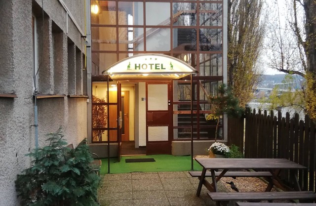 Hotel Bohemians