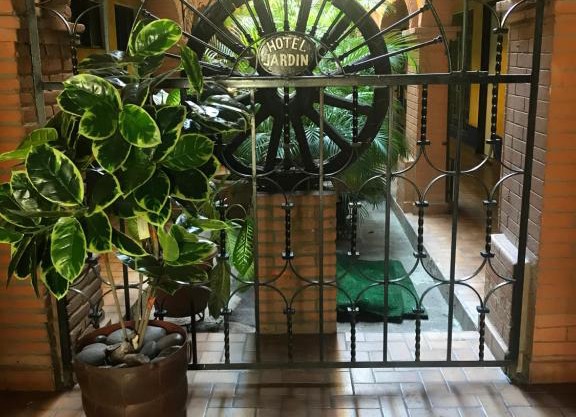 Hotel Colonial Rivera