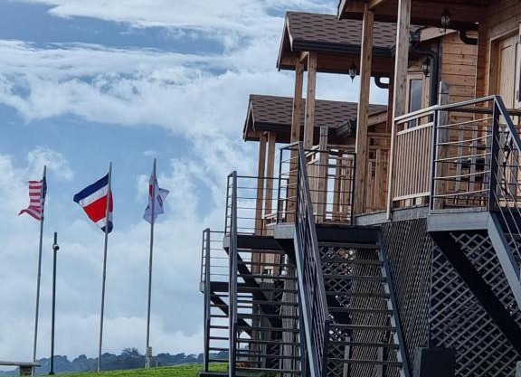 Hotel Cabañas y Mirador Secret Garden CR