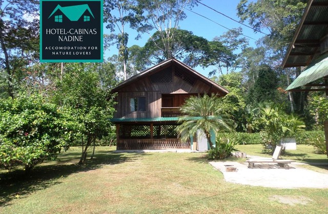Hotel & Cabinas Nadine