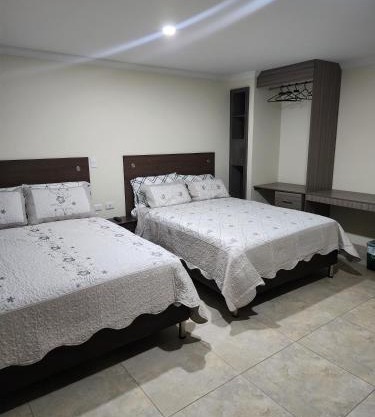 HOTEL CASA MARED Corferias-Embajada Americana