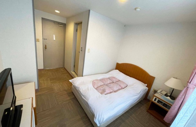 Hotel Ginsui Double Le Room in front of Shirarah/Nishimuro-gun Wakayama