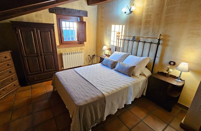 Hotel La Clerecía de Ledesma. Habitación Nº 8. Doble Normal