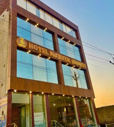 Hotel Majestic Heights Agra
