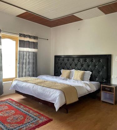 Hotel Nubra Delight and Camps