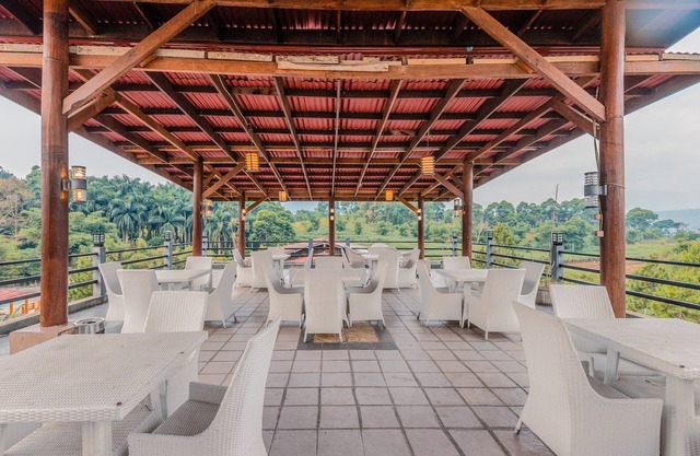 Hotel O Bogor Puncak Near Padang Golf Bukit Pelangi Formerly Gunung Geulis Village