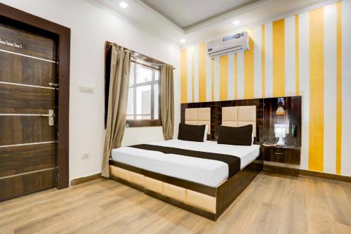 Hotel O Khajuraho Vishwanath Temple