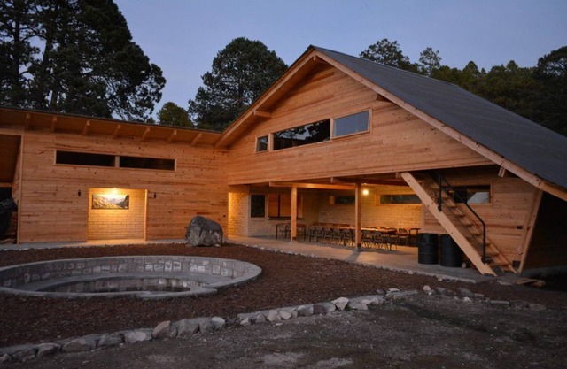 Hotel Parque La Piramide