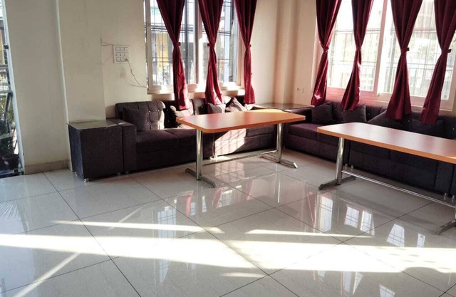 Hotel Parwatanchal Restaurant & Party