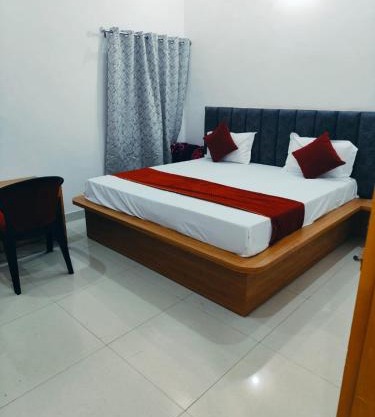 Hotel Premium Residency