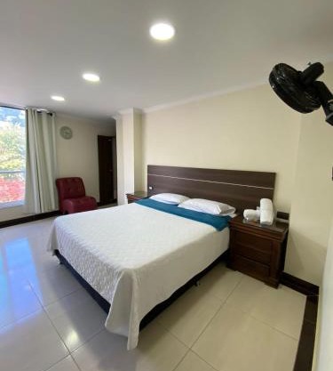 Hotel santa fe plaza sucursal HBP