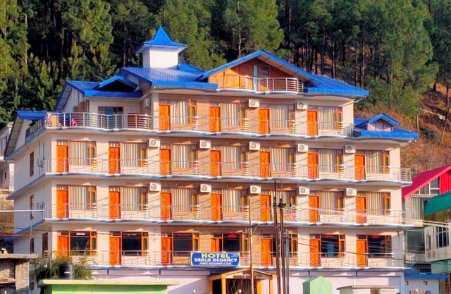 Hotel Sarla Regency