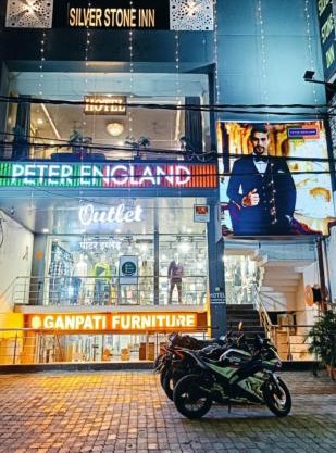 HOTEL SILVER STONE INN