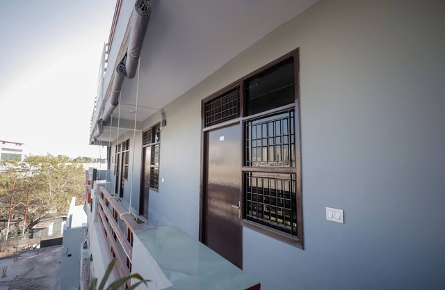 Hotel Spark Inn | Near Motherhood Hospital