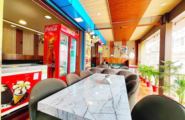 Hotel The Ram Krishna Palace Ayodhya