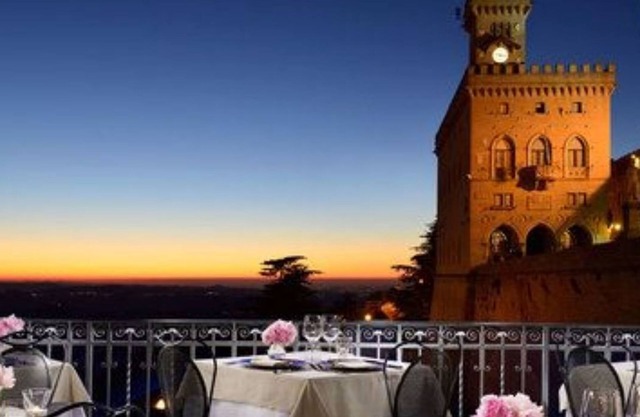 Hotel Titano