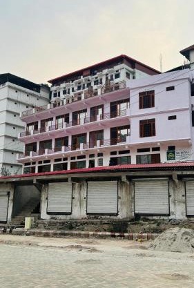 Hotel Travelling Stand