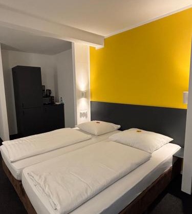 Hotel U Mülheim Free Parking Highspeed WiFi