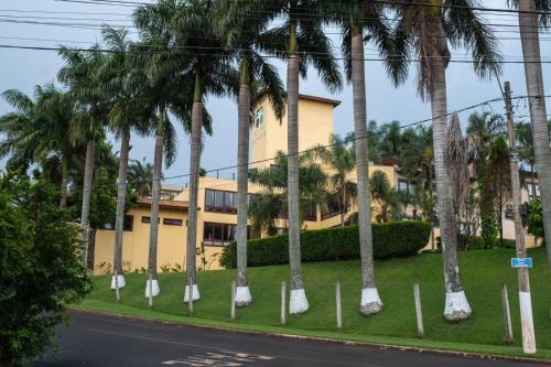 Hotel Vila das Palmeiras