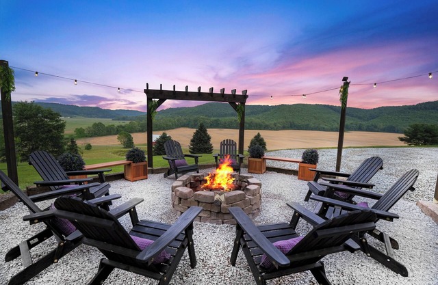 HotTub-PingPong-Pickleball-Gym-PoolTbl-GameRoom