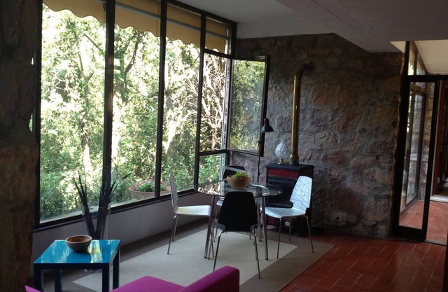 House with private wood and pool