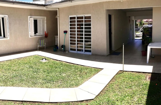 House 3 bedrooms couple, well located, prox. all