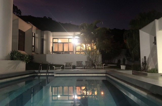 House 3 blocks from the sea