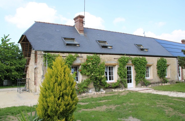 House completely renovated in the countryside in tourist village