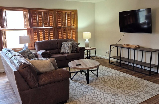 House in central Bismarck location. Stay at a spacious 4-bedroom house