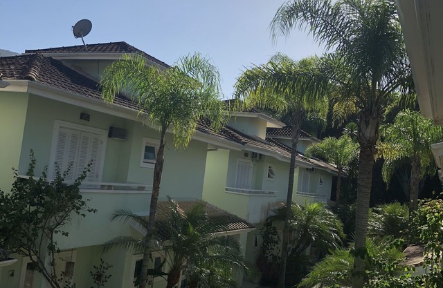 House in Juquehy - Nature and Wooded Condominium