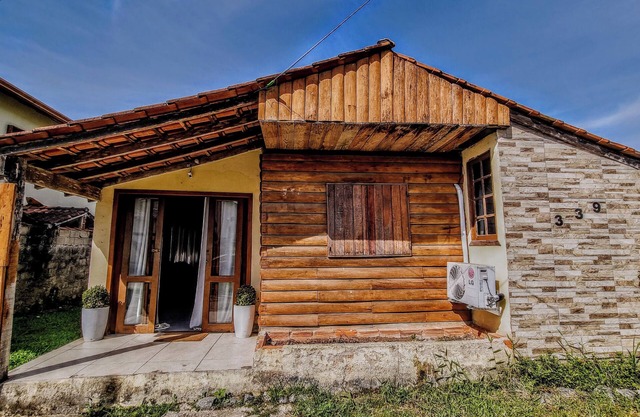 House in Paraty with garage just 300m from the beach Historic Center