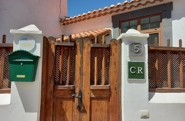 HOUSE IN PARADISE, Where tranquility is the rule