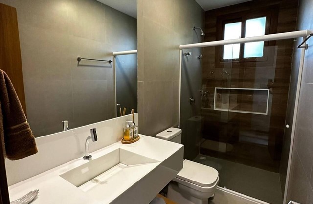 HOUSE IN PRAIA DO FORTE WITH ACCESS TO THE SEA - AZORES BEACH HOUSE -