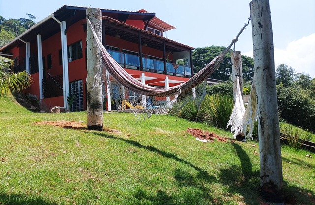 House on Enseada hill with wonderful views