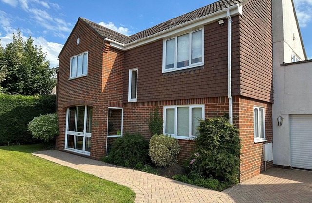 House on Friars Cliff that sleeps 10 guests in 5 bedrooms