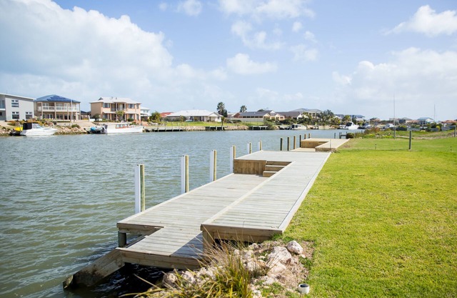 House on the Marina - moor your own boat at your back door