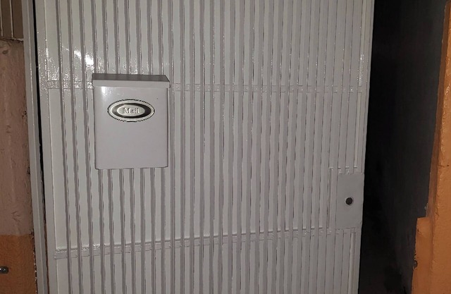 House & Terrace with Pool