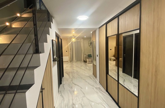 House with 6 bedrooms and 4 bathrooms 15 min from Disney and 30 min from Paris