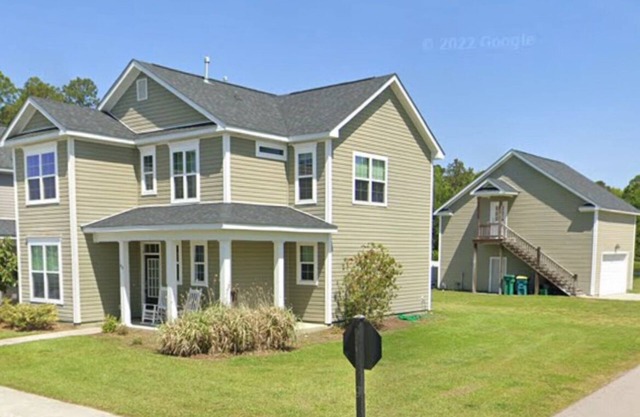 House with a view/sleep upto 6 Guest, pets welcome